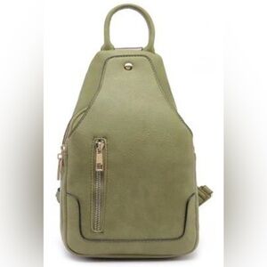 NEW Crossbody Sling handbag green vegan leather adjustable strap